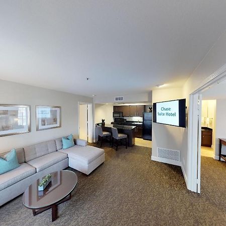 Chase Suites Brea-Fullerton - North Orange County Экстерьер фото