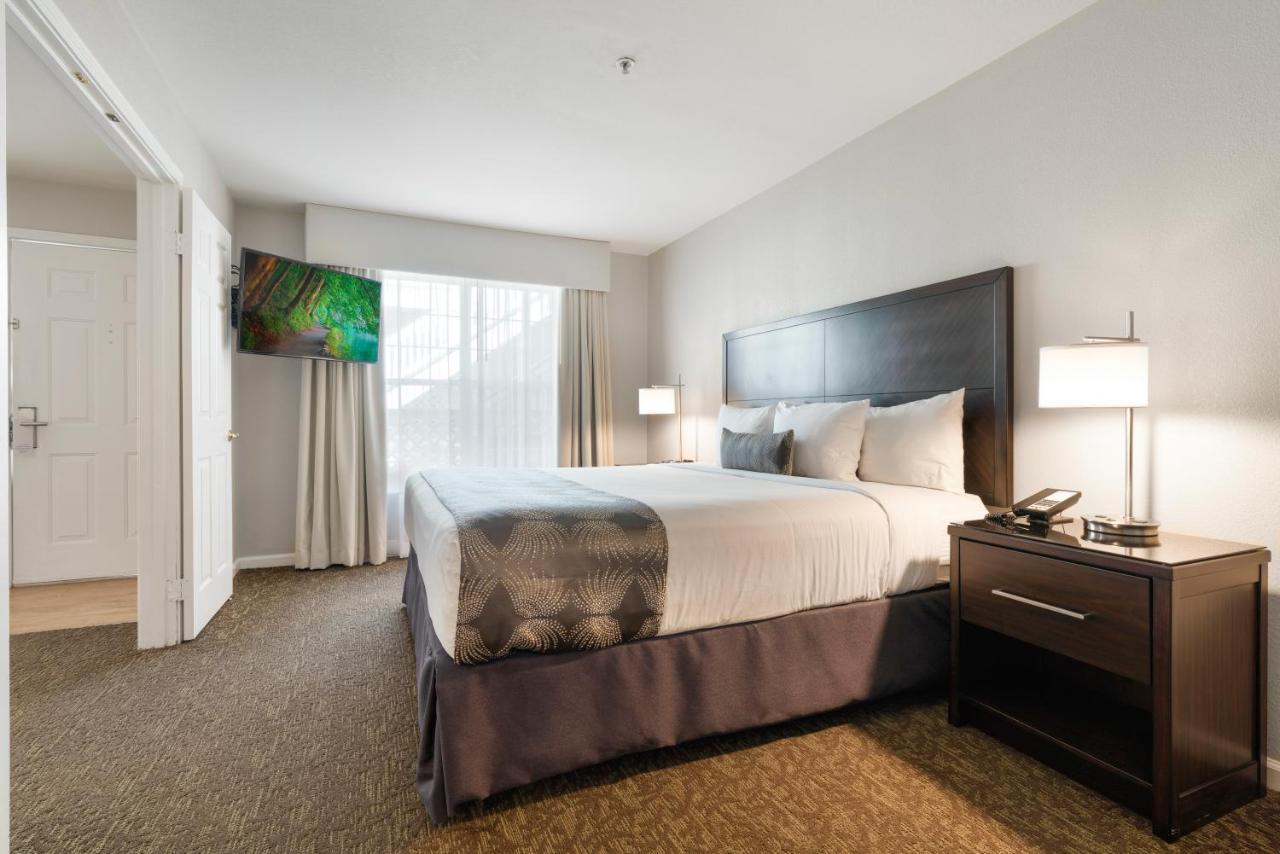 Chase Suites Brea-Fullerton - North Orange County Экстерьер фото