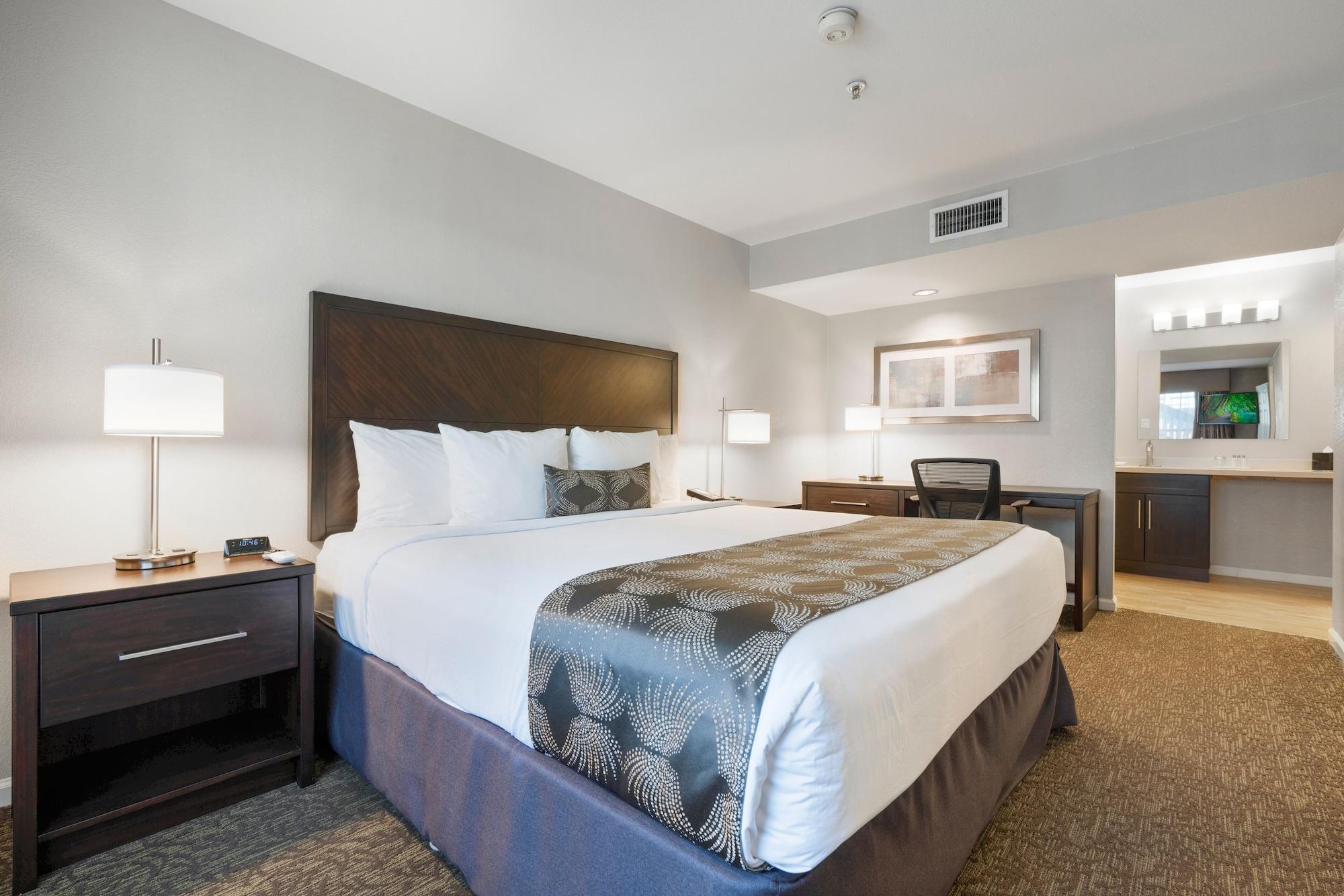 Chase Suites Brea-Fullerton - North Orange County Экстерьер фото