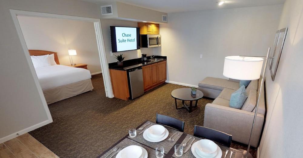 Chase Suites Brea-Fullerton - North Orange County Экстерьер фото